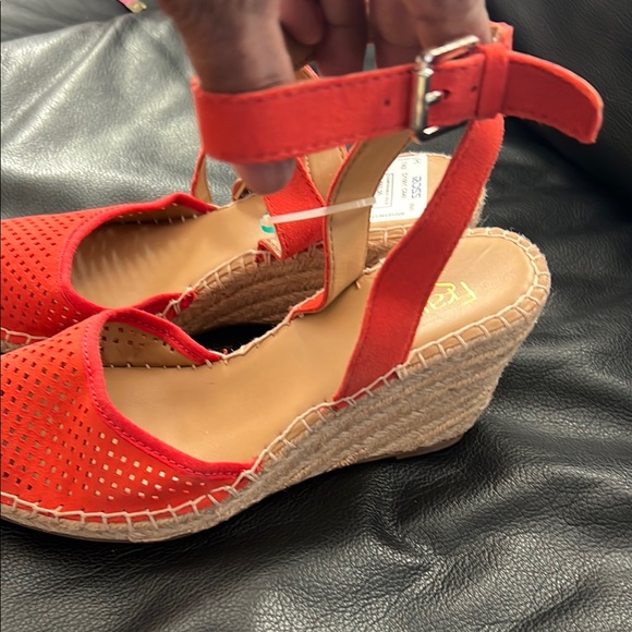 Franco Sarto NWT Stylish Orange Wedge Sandals. - Picture 7 of 9